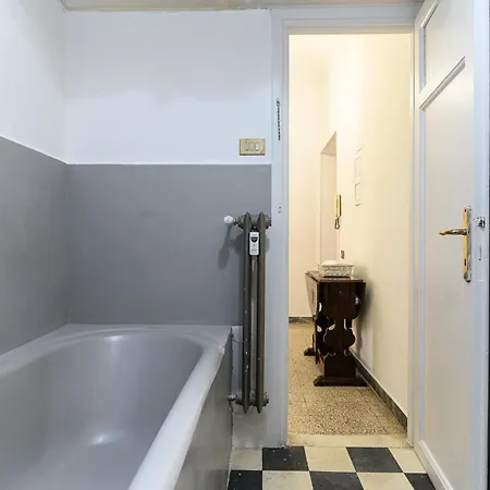 Casa Vacanze Mantegazza * Rome