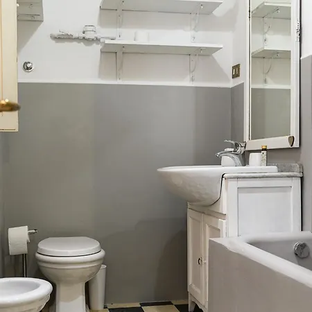 Casa Vacanze Mantegazza Rome